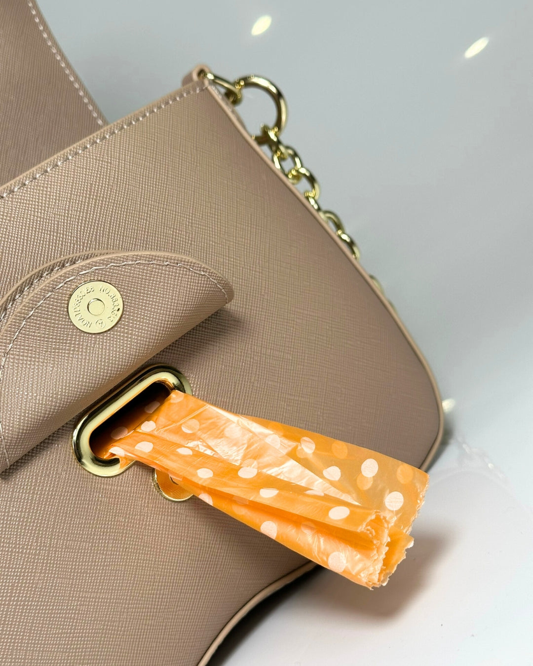 BORSA PER DOG MOM - BORSA CON PORTA SACCHETTINI - BORSA PER PASSEGGIATE CON IL CANE - BORSA CON PORTA SNACK - BORSA MODA PET-FRIENDLY - DISPENSER SACCHETTINI PER CANE - PORTA SNACK PER CANE