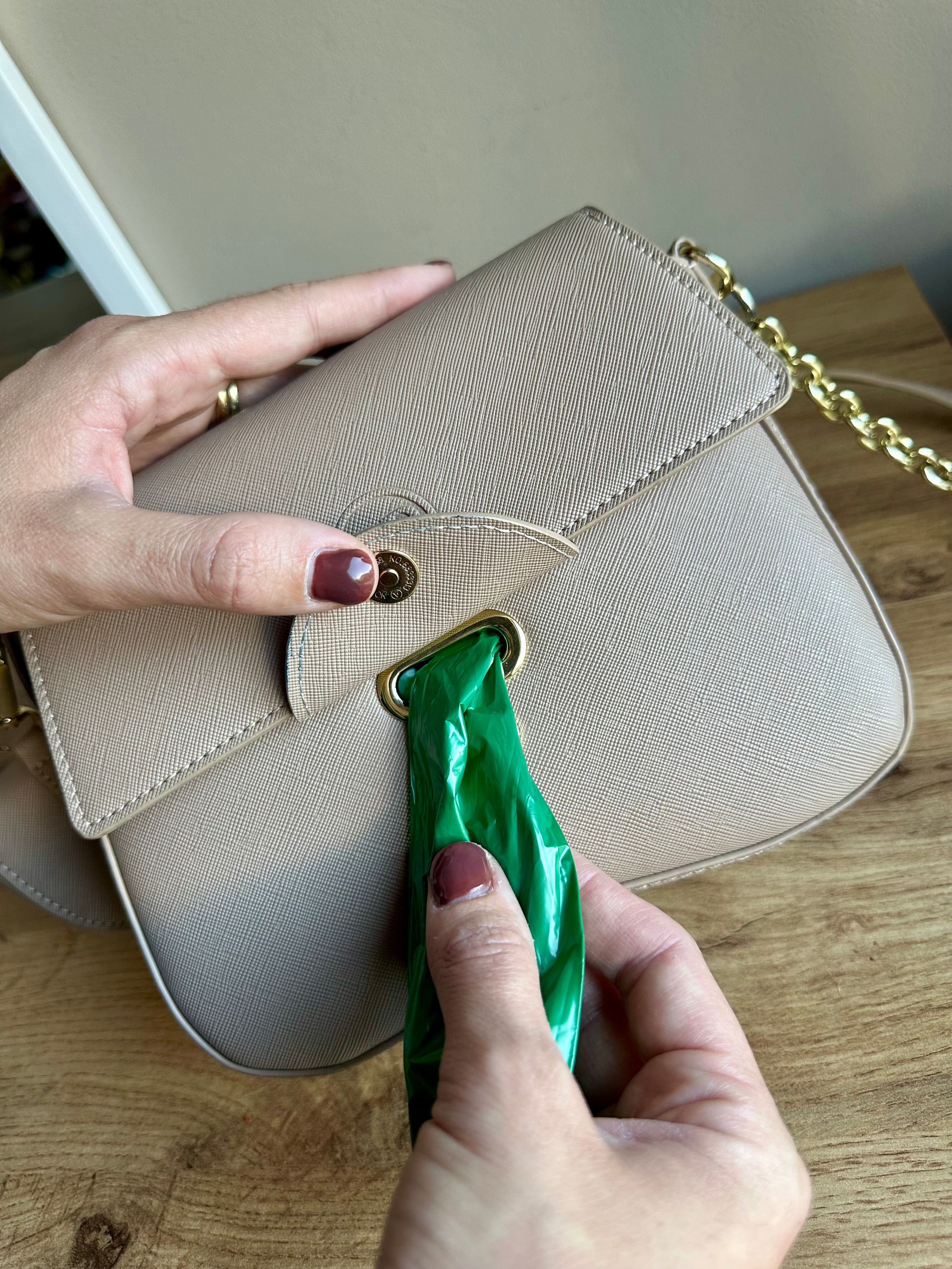 DISPENSER SACCHETTINI PER CANE - DISPENSER SACCHETTINI INTEGRATO - PORTA SACCHETTINI PER CANE